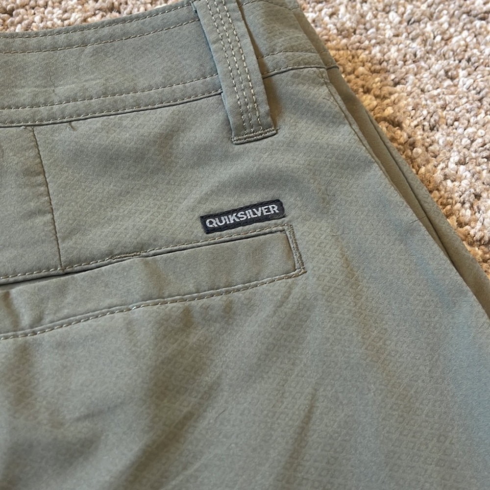 Quicksilver shorts - Picture 4 of 4